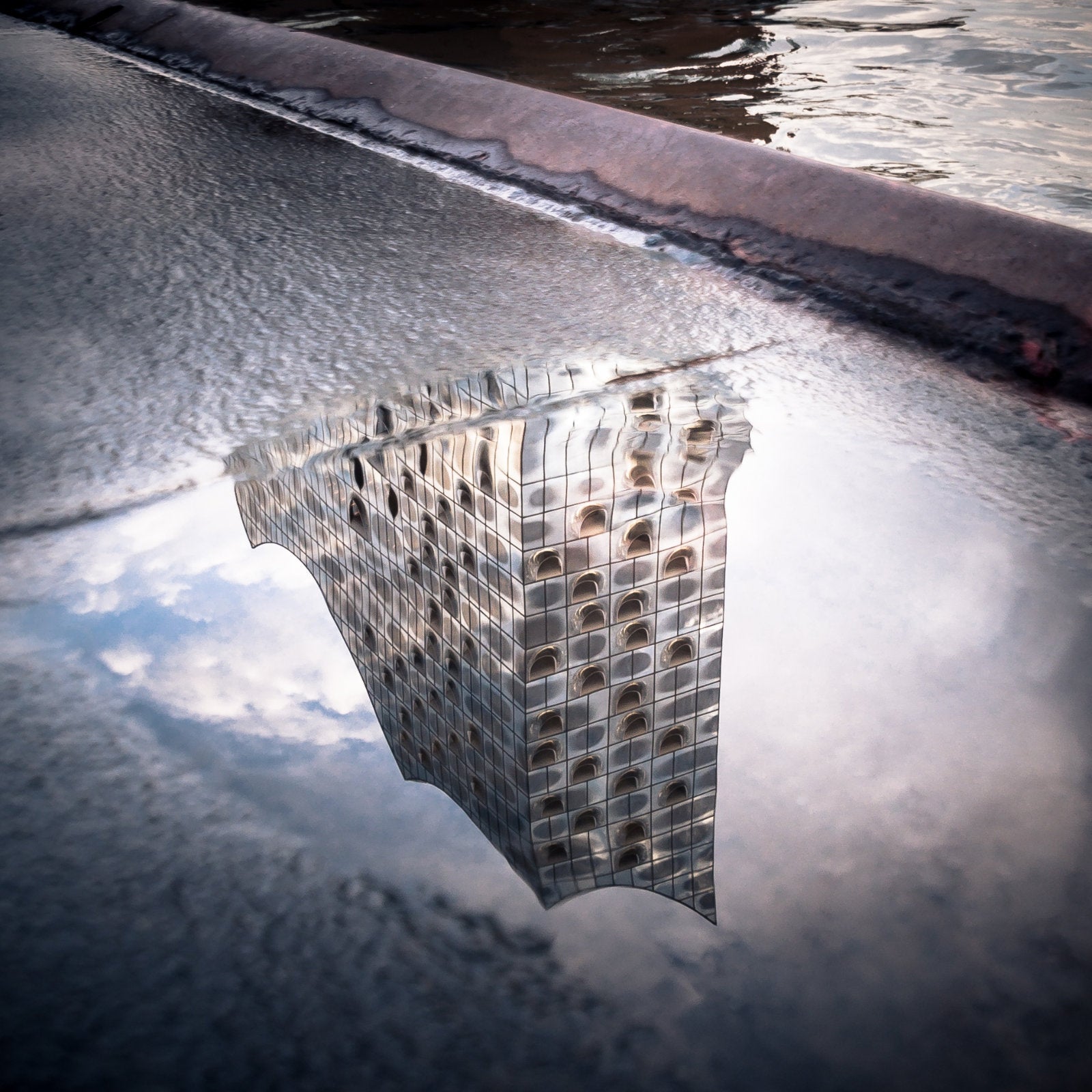 Foto "Elbpfütze" HH-174 10x10 - Kila