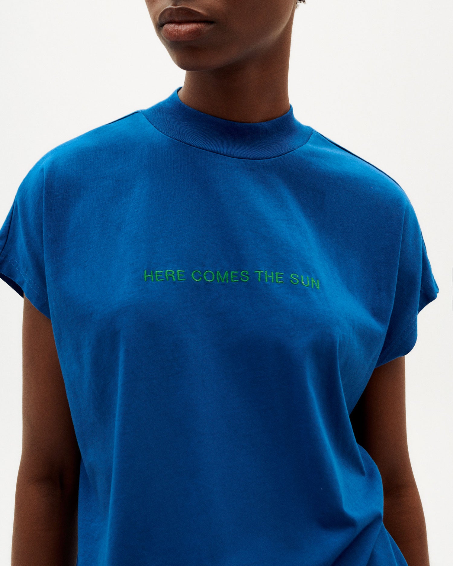 Here Comes The Sun Klein T-Shirt L - Thinking Mu